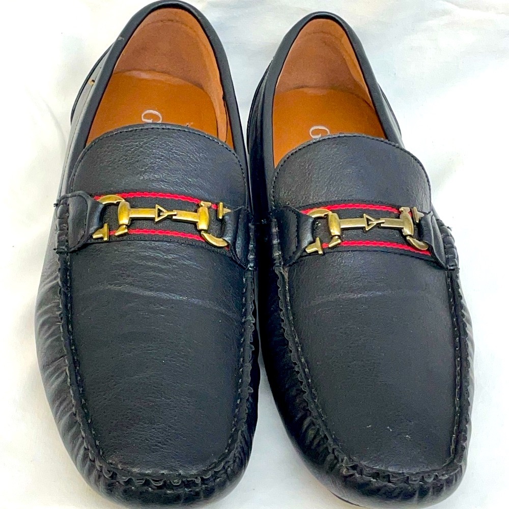 Guess. Men's Black Leather Loafers with Gold Accent sz 11